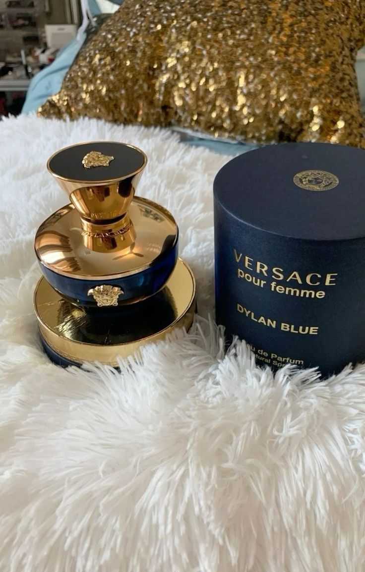 Versace Dylan Blue Pour Femme Eau de Parfum – 100ml Women’s Fragrance