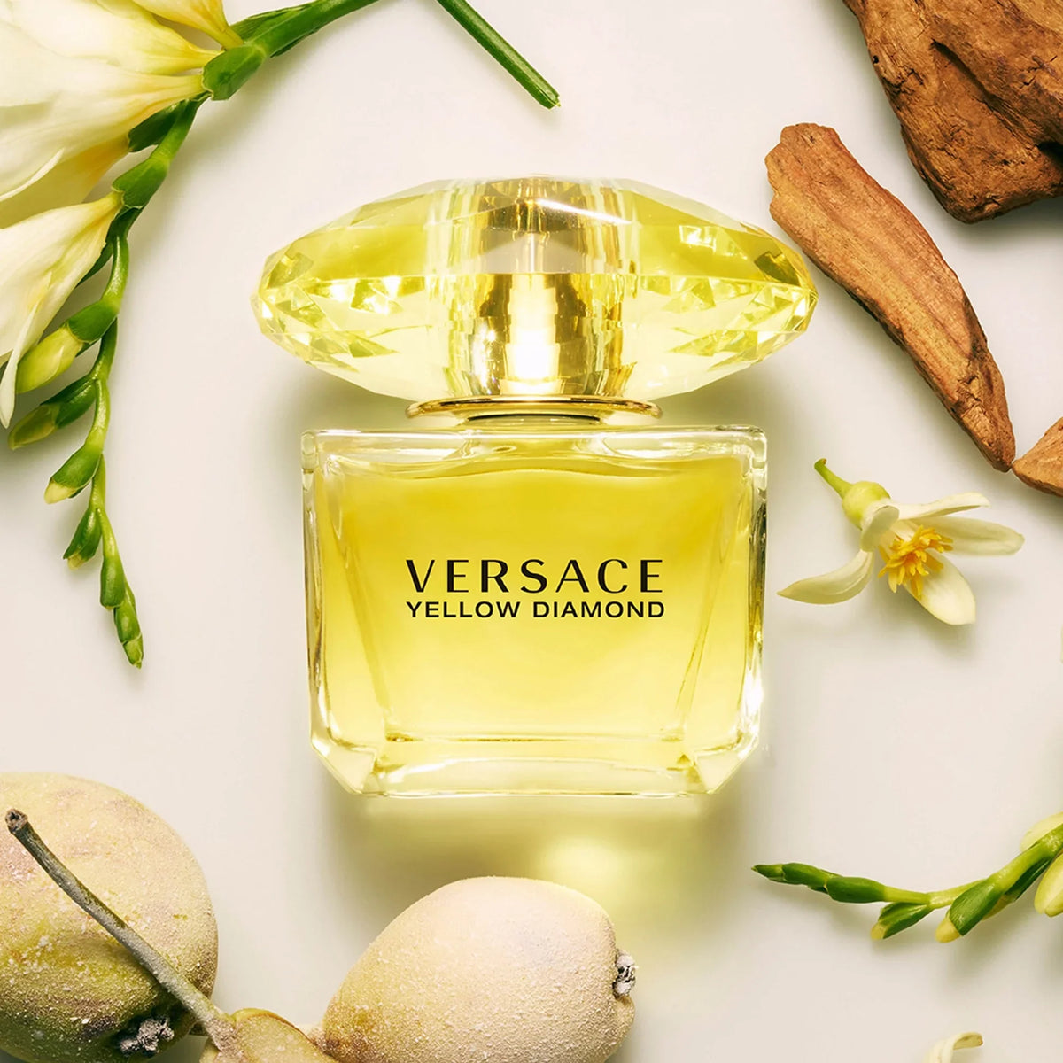 Versace Yellow Diamond EDT – 90ml Women’s Fragrance